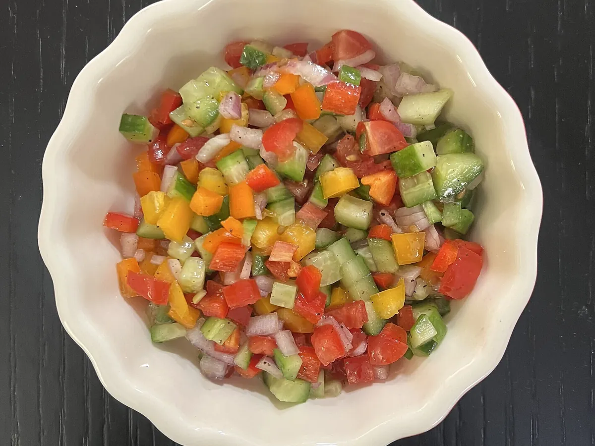 Baladi salad